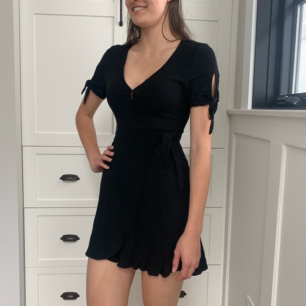 Lulus Black Wrap Dress with Key-Hole Front